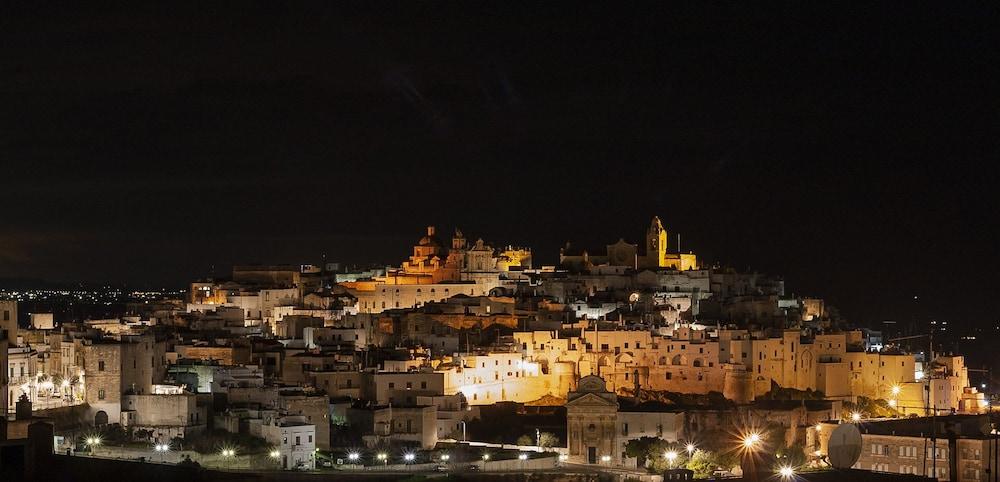 Ostuni Palace - Hotel Bistrot & Spa Bagian luar foto