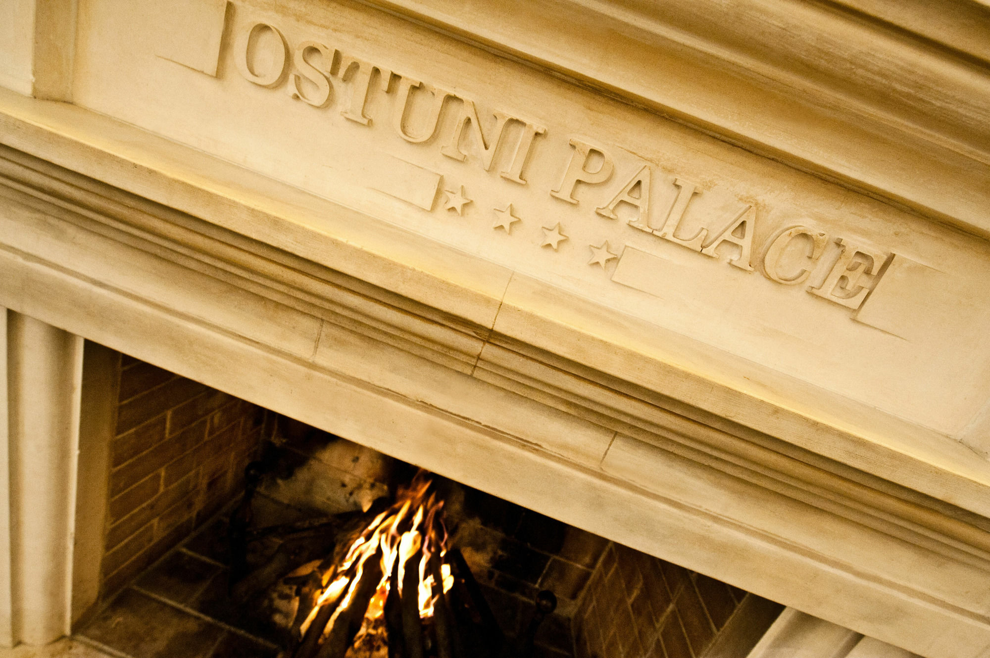 Ostuni Palace - Hotel Bistrot & Spa Bagian luar foto