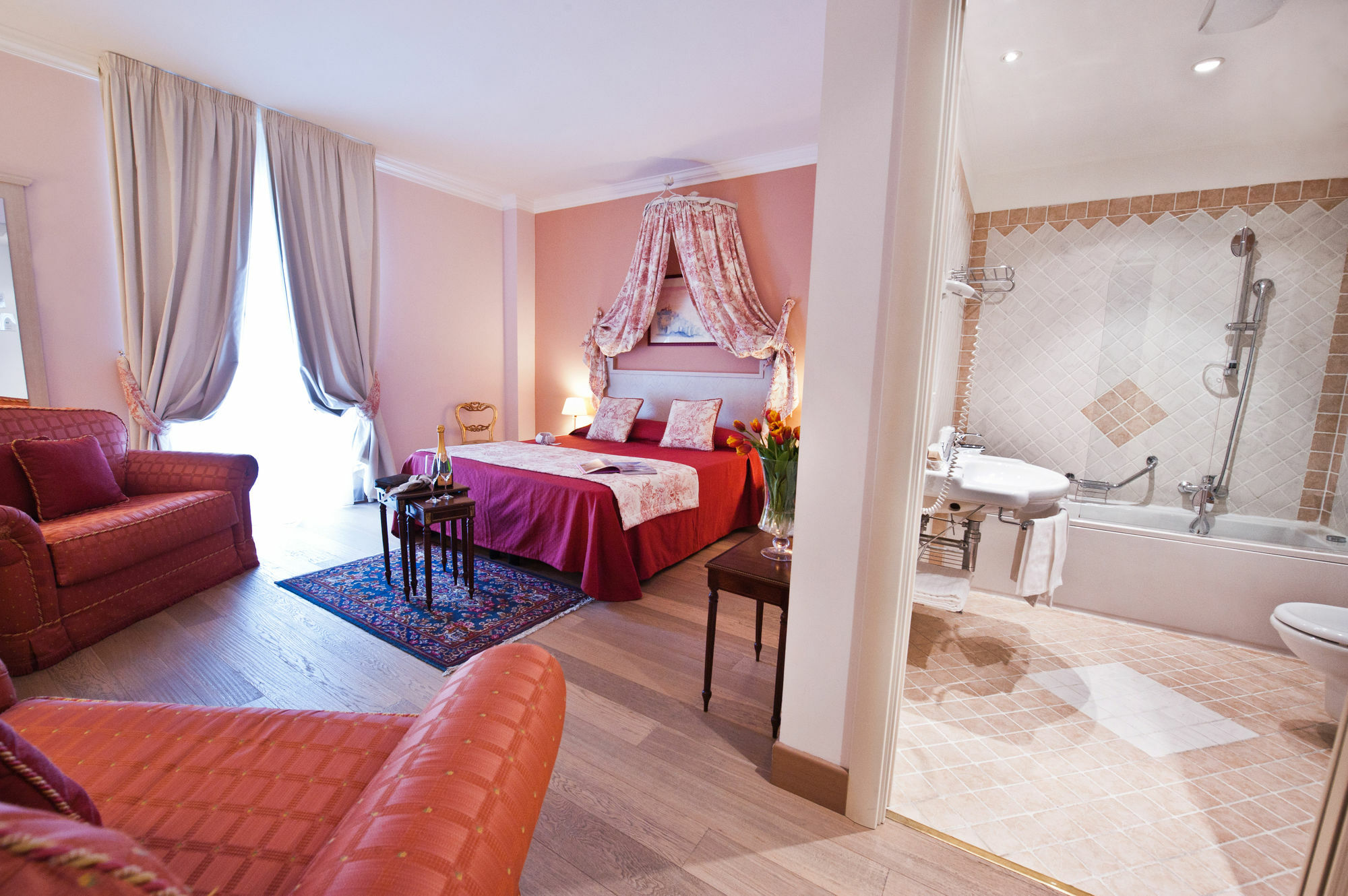 Ostuni Palace - Hotel Bistrot & Spa Bagian luar foto